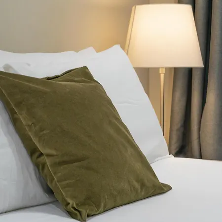 Giants Causeway-1Bd Ap - Gold Short Term Stays Belfast Exterior photo